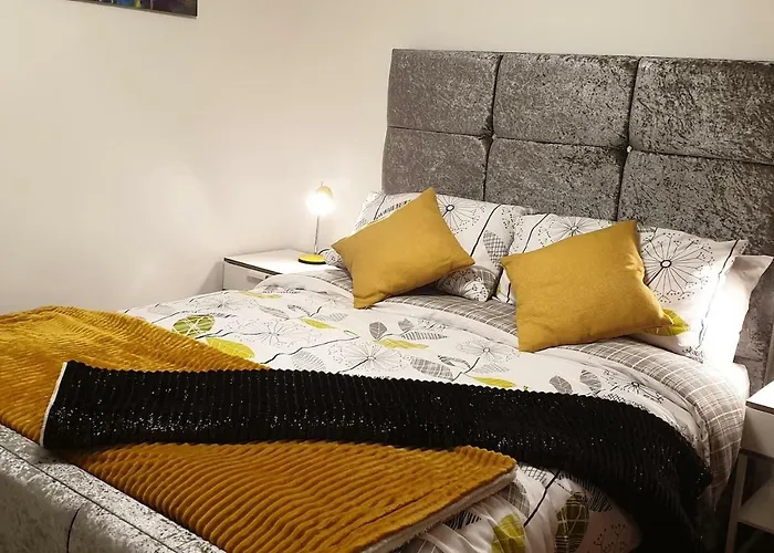 The Beach Apartment, Near Outlander Location