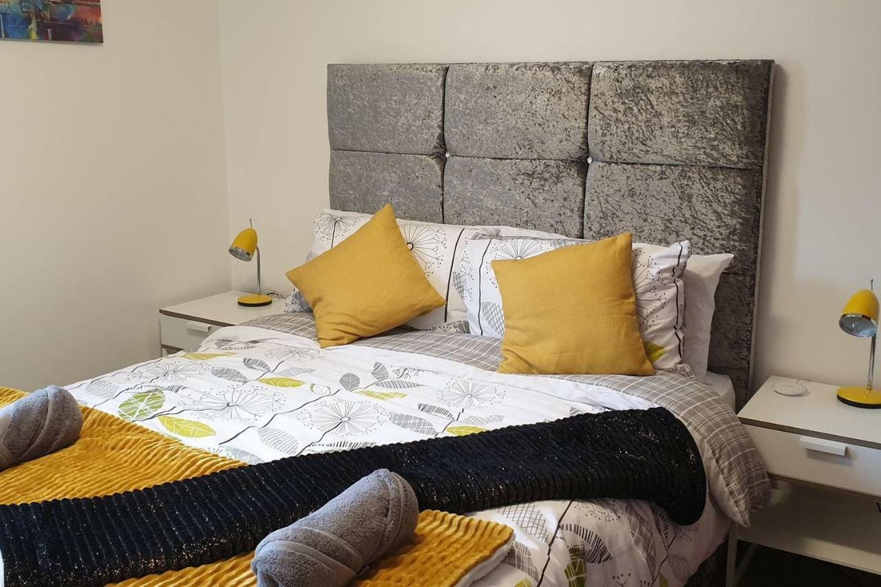The Apartment, Near Outlander Location Apartment Kirkcaldy